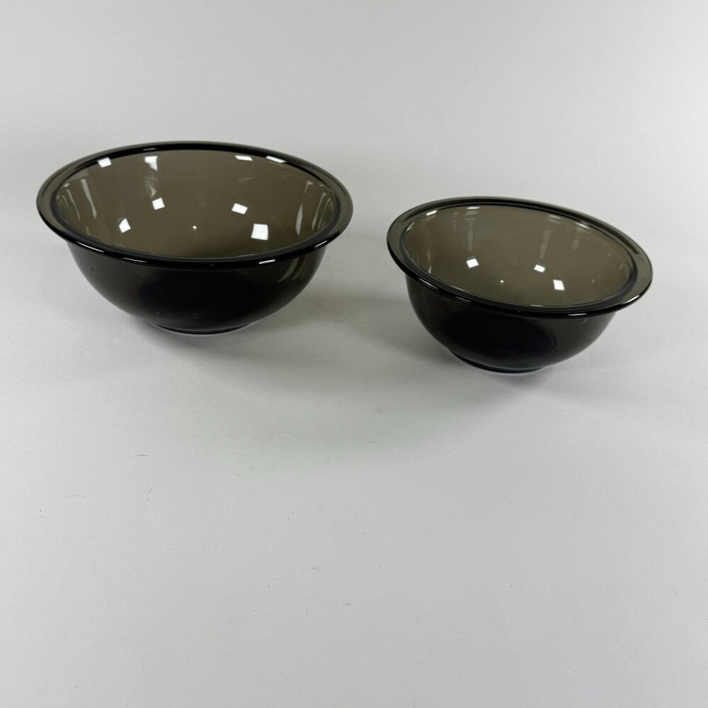 Vintage 2 Pyrex Gray Smoked Glass Mixing Bowls 322 323 Retro Kitchenware